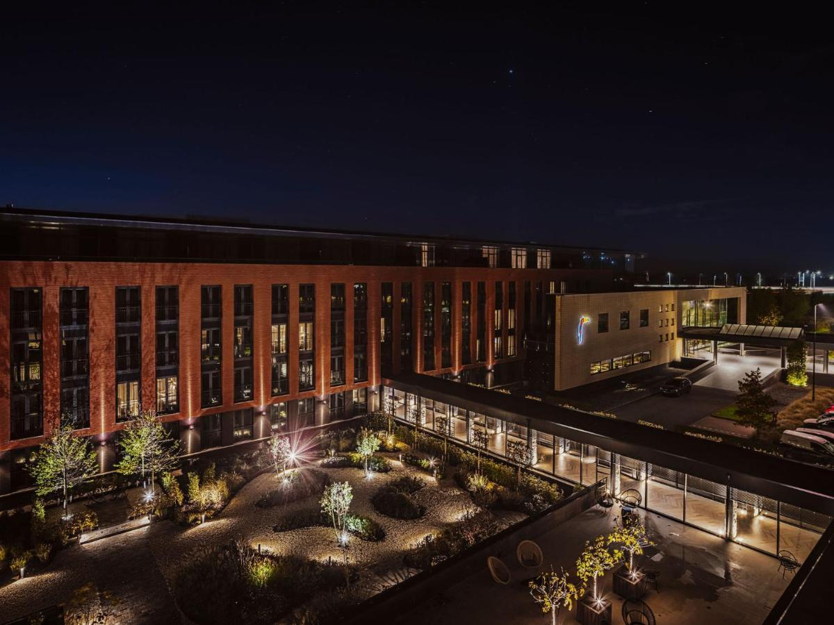 Van Der Valk Hotel Middelburg Exterior photo